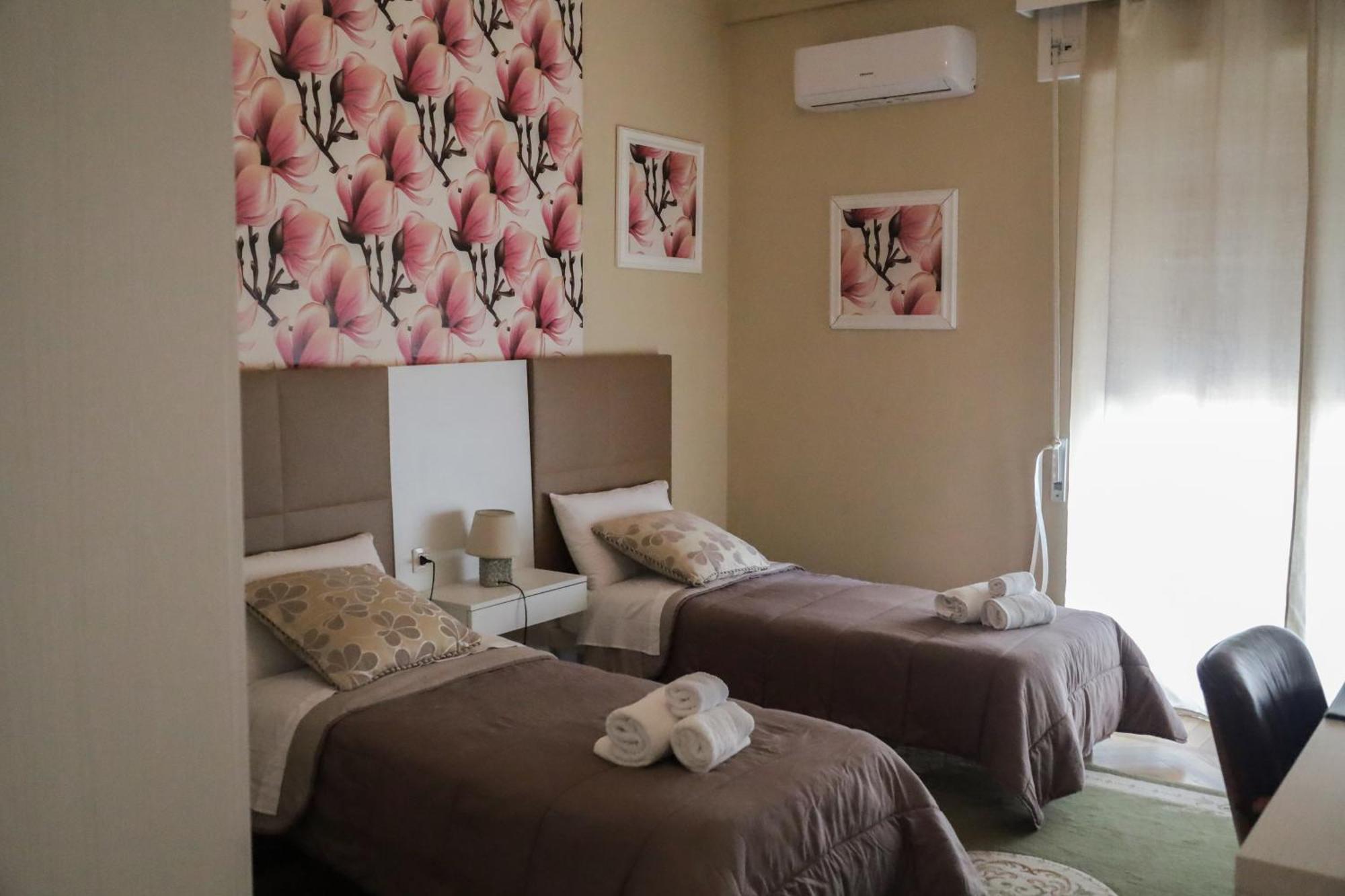 Accademia Apartment Сассарі Екстер'єр фото