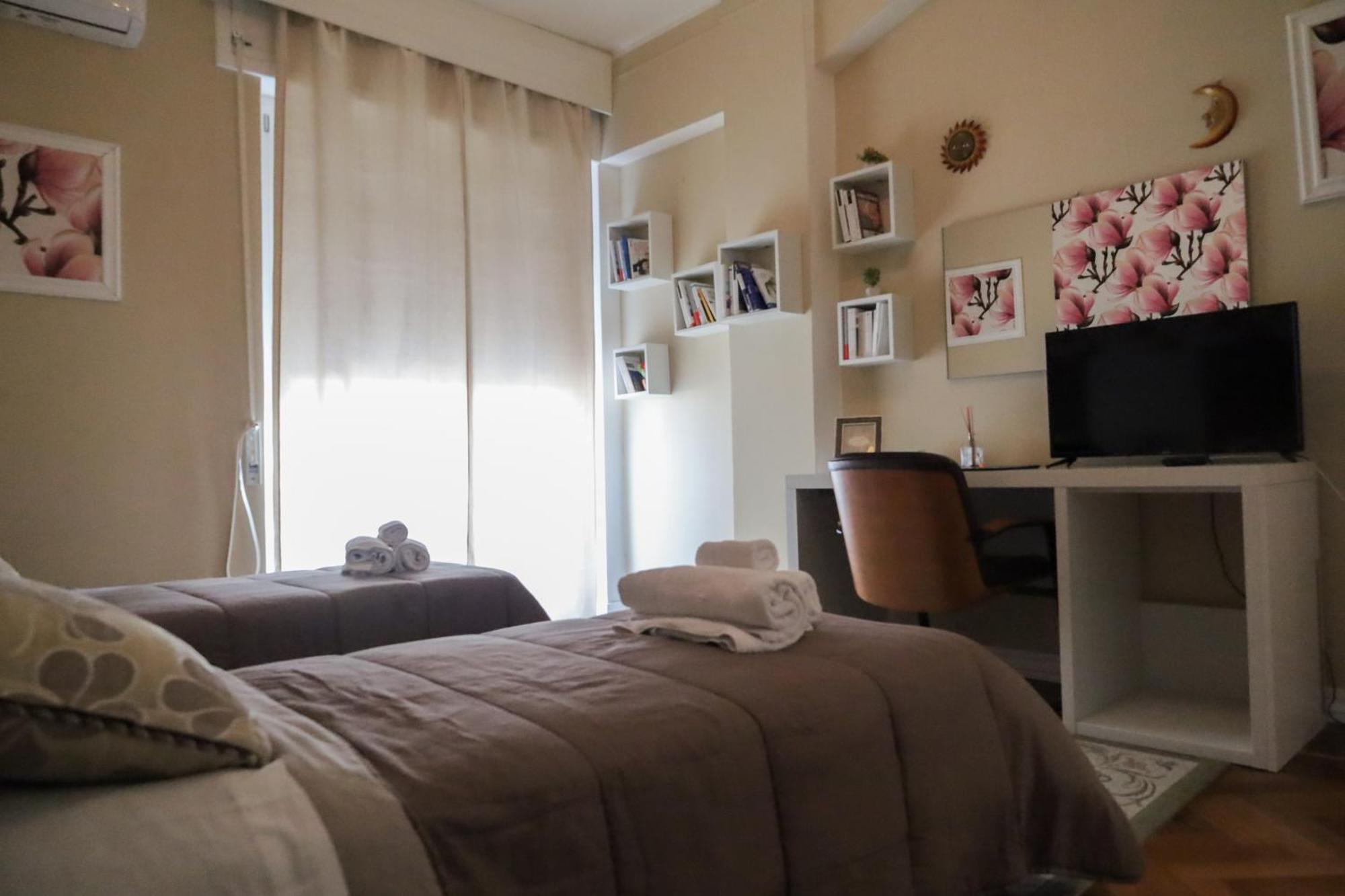 Accademia Apartment Сассарі Екстер'єр фото
