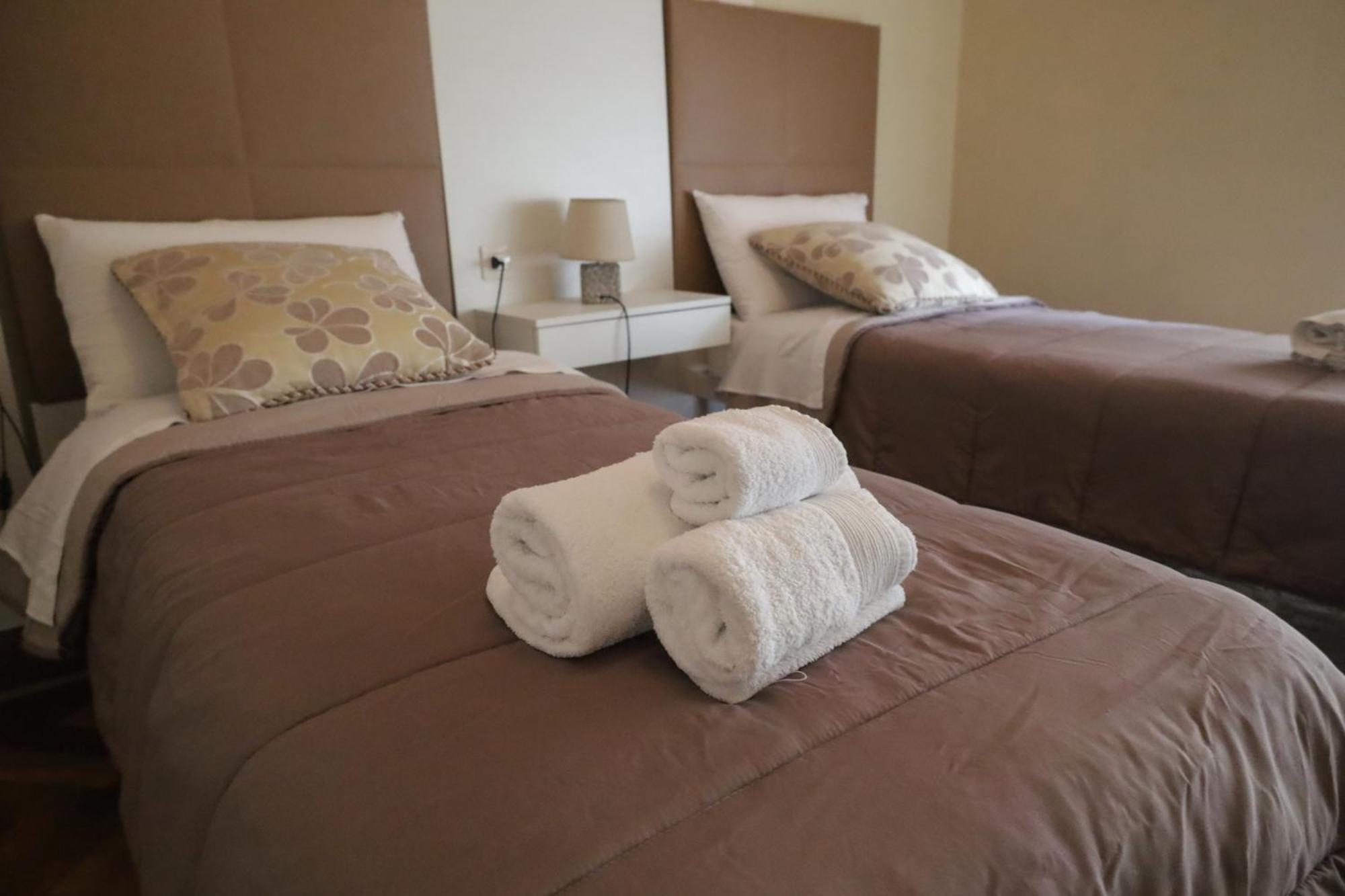 Accademia Apartment Сассарі Екстер'єр фото